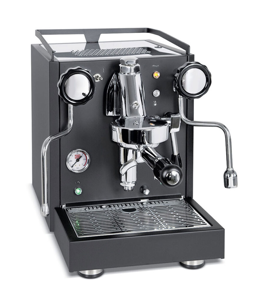 QM-0981-Rubino-Black-web